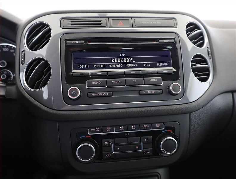 Volkswagen Tiguan (2012) 1.4 TSI, Serv.kniha - fotka 9 z 17