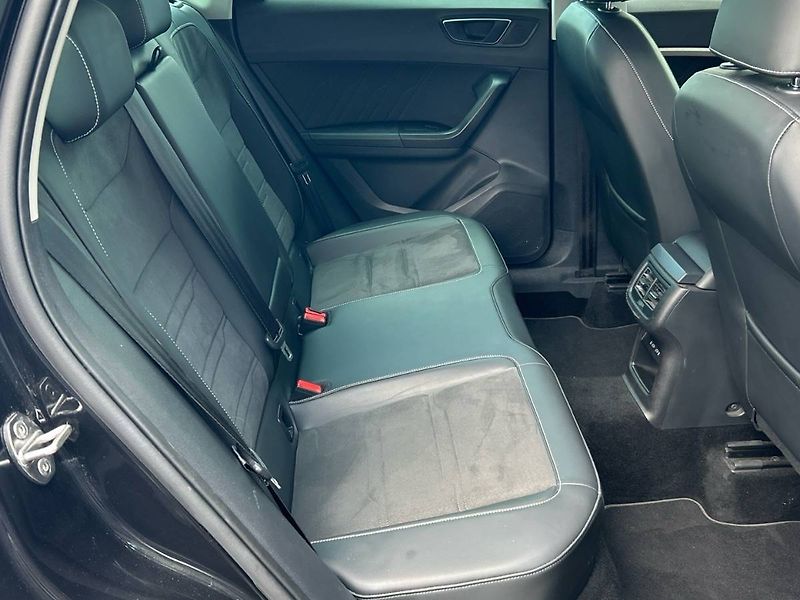 Seat Ateca (2020) 1.5 TSI 7DSG Xperience - fotka 31 z 35