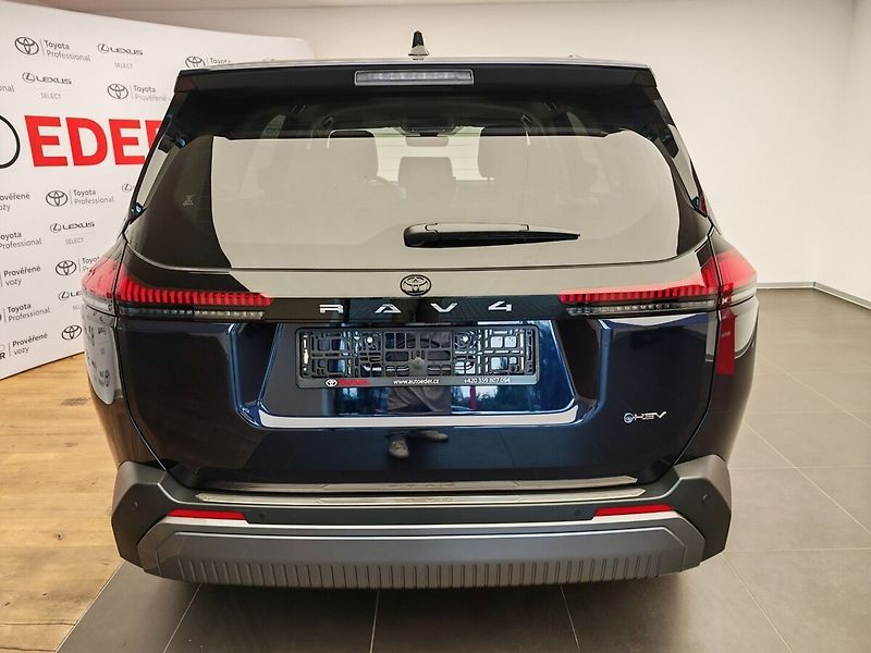 Toyota RAV4 2.5 Hybrid e-CVT 4x4 Executive - fotka 5 z 43