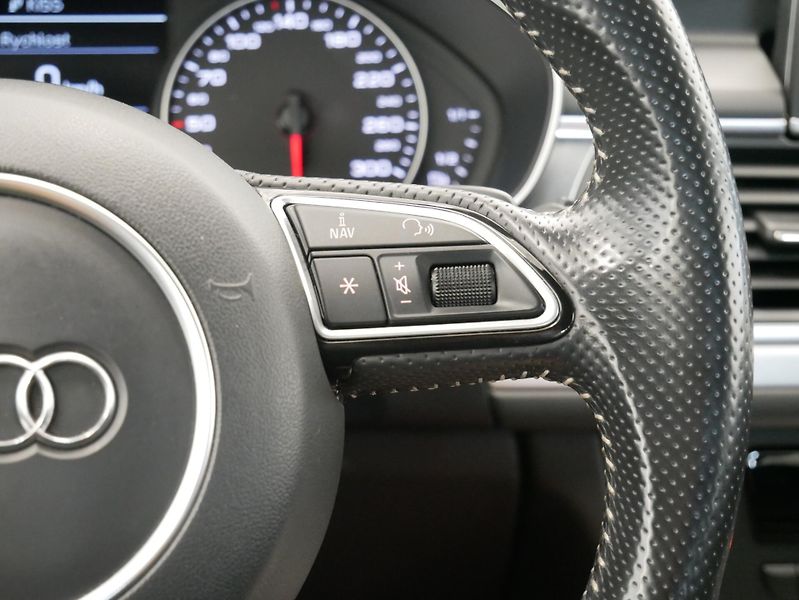 Audi A6 - fotka 17 z 30