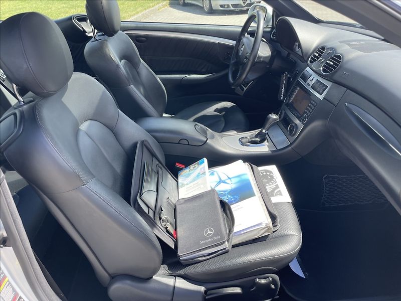 Mercedes-Benz CLK 3,0 i V6 170kw Ambiente TOP st - fotka 12 z 41
