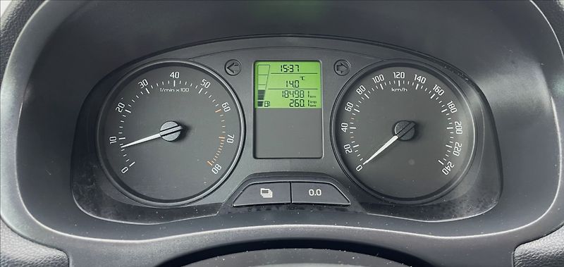 Škoda Fabia 1,2 TSI 63kw klima po servisu - fotka 14 z 21