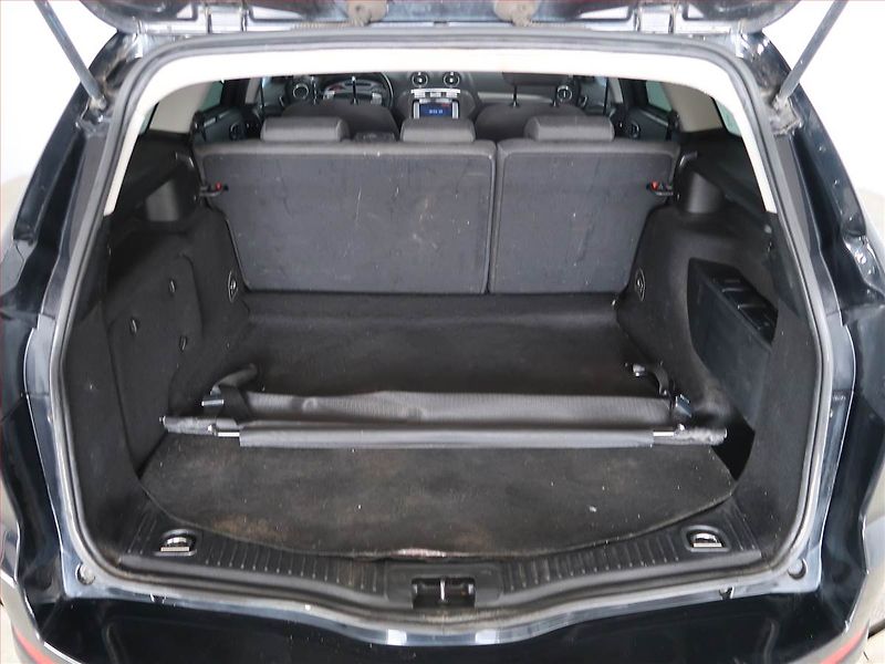 Ford Mondeo (2008) 2.0 TDCi, nová STK, pěkný stav - fotka 13 z 14
