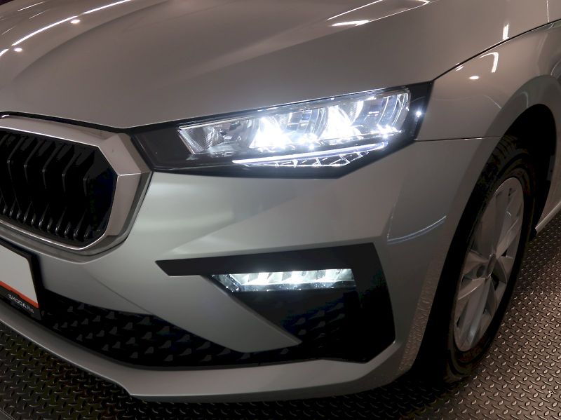 Škoda Scala (2025) SELECTION 1.0TSI 85KW - fotka 10 z 38