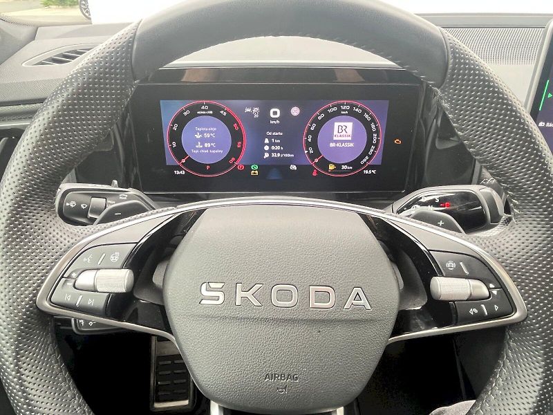 Škoda Kodiaq (2025) SPORTLINE 4X4 TD 142/2.0 A7A - fotka 28 z 35