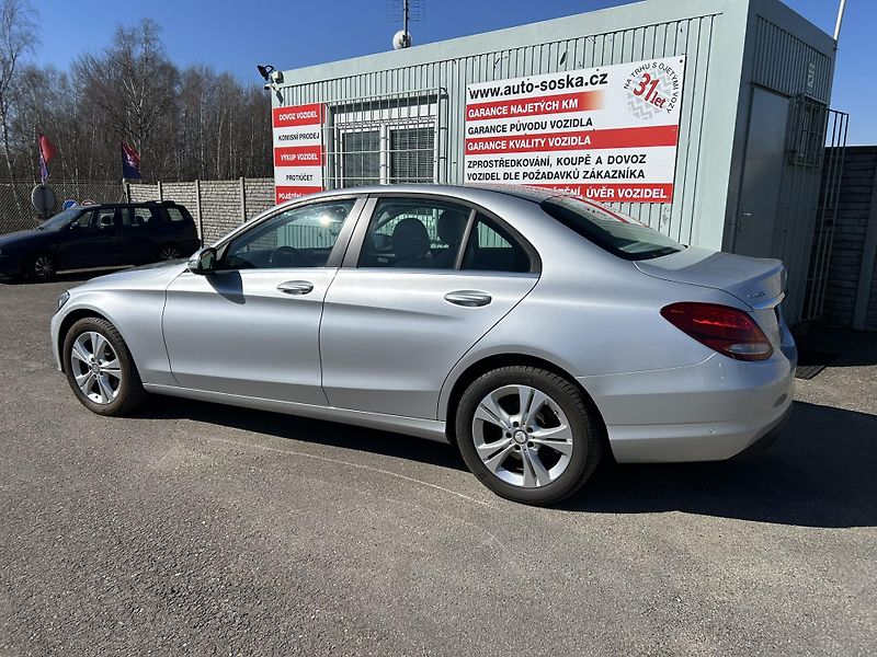 Mercedes-Benz Třídy C (2015) C180 1,6 115KW SEDAN TOP STAV  - fotka 6 z 24