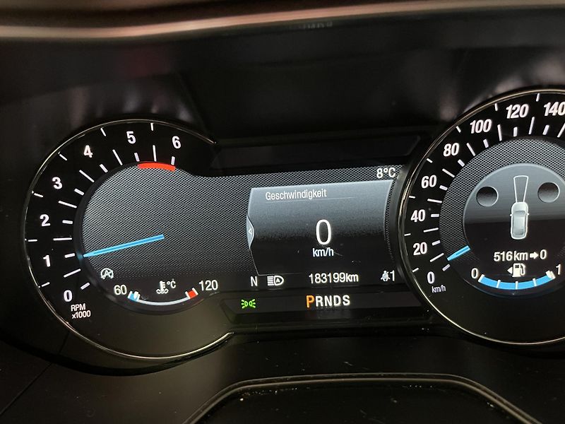 Ford Mondeo (2020) Titanium 8AT 2.0 EcoBlue -Full - fotka 16 z 40