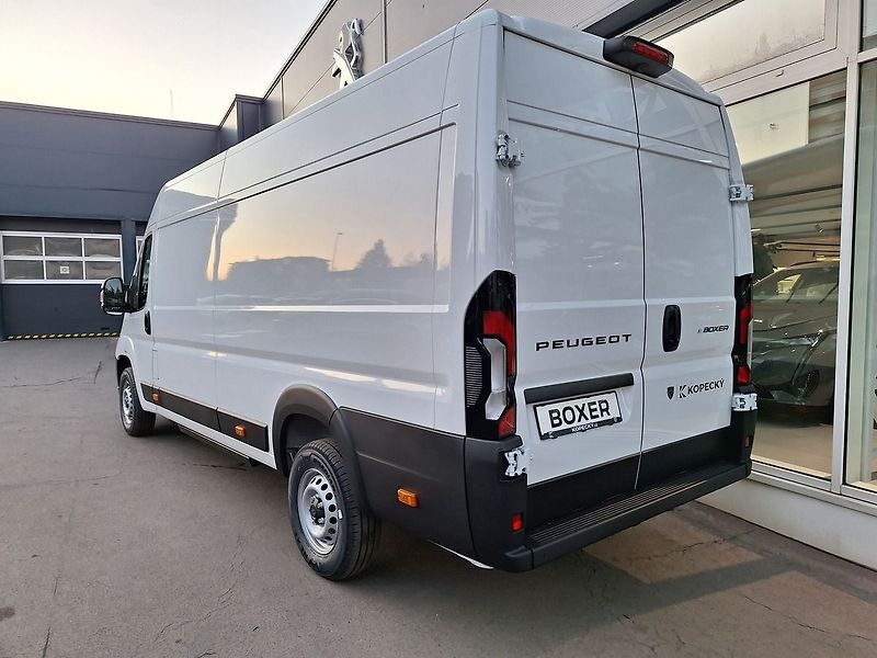 Peugeot Boxer (2026) FG 4350 e-L4H2 200 kW/110 kWh - fotka 3 z 15
