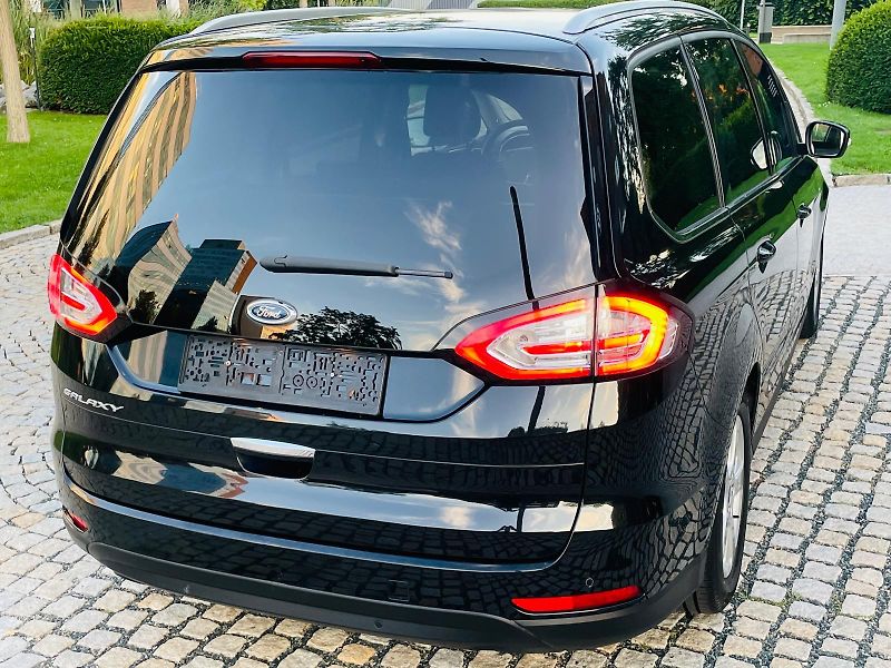 Ford Galaxy 2.0TDCi MANUÁL 7MÍST VÝHŘEV - fotka 13 z 57