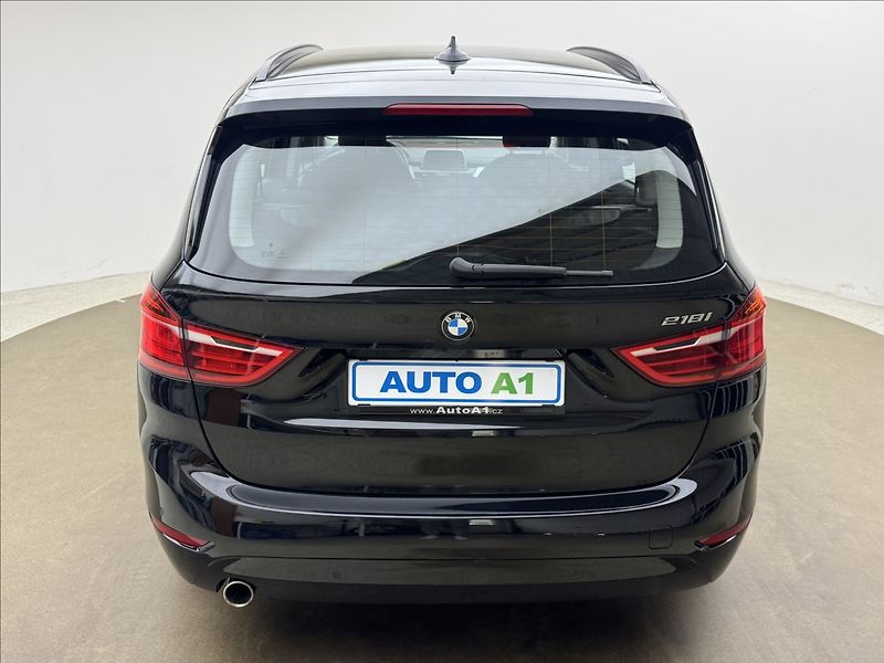 BMW Řada 2 1,5 218i LONG ROZVODY VÝHŘEV - fotka 5 z 43
