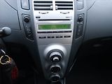 Toyota Yaris (2007) 1.0 VVT-i, Eko.zaplacen - náhled 12