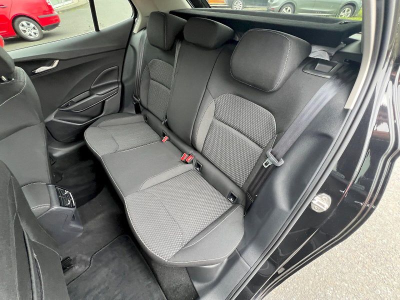 Škoda Fabia (2025) Top Selection 1.0TSi 70kW 5°ma - fotka 13 z 30