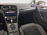 Volkswagen Golf (2018) Highline 1.5 TSI, Automat - náhled 8