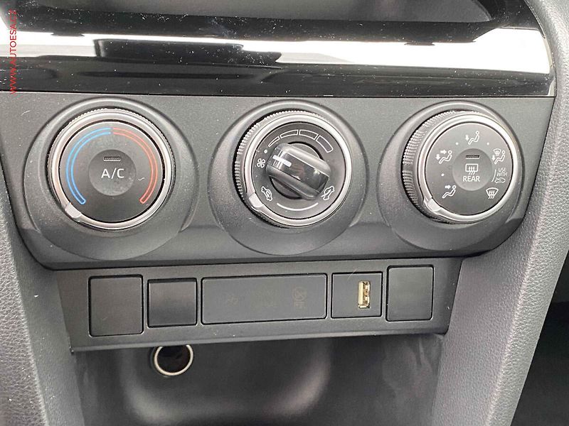 Toyota Yaris Cross (2022) 1.5 VVT-i, 1.maj,ČR, Dynamic - fotka 14 z 20