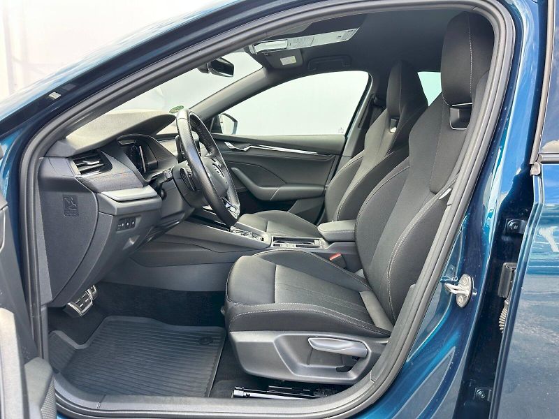 Škoda Octavia (2022) Combi 2,0 TDI / 110 KW / DSG / - fotka 6 z 30