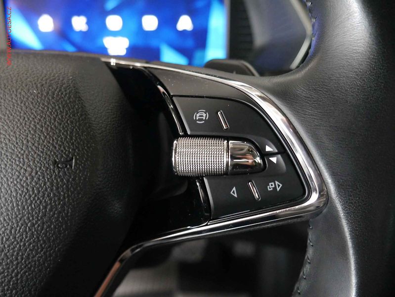 Škoda Octavia (2021) 2.0TDi, 2.maj,ČR, Ambition - fotka 18 z 21