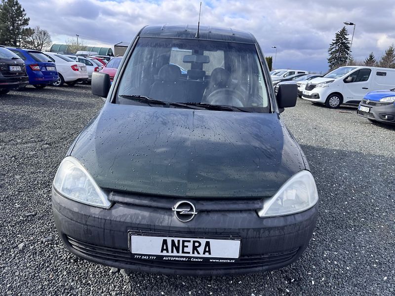 Opel Combo 1.7 DTi, 5-ti místné, TK 12/27 - fotka 2 z 16