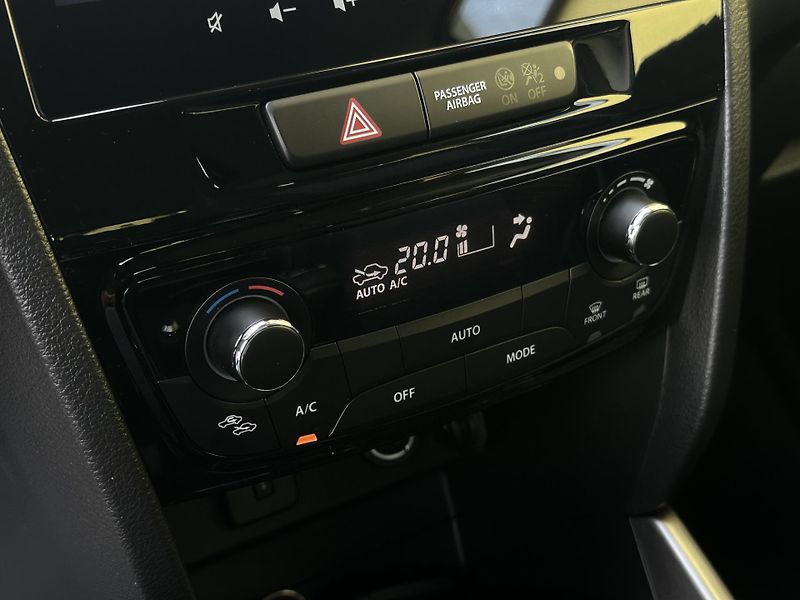 Suzuki Vitara (2024) 4x4*1.4 hybrid/95Kw * 1.Maj.  - fotka 16 z 38