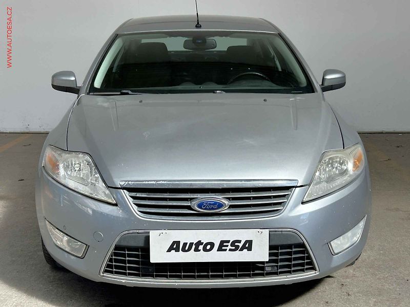 Ford Mondeo (2008) 2.0 16V - fotka 2 z 15