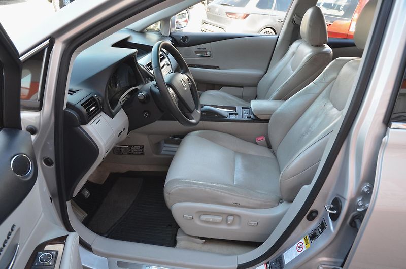 Lexus RX (2010) RX 350 3.5 204kW 4x4 LPG / ČR - fotka 17 z 43