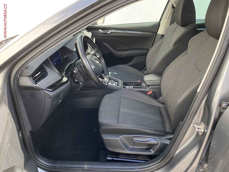 Škoda Octavia (2023) 2.0 TDi, ČR, Style, DSG - fotka 9 z 18