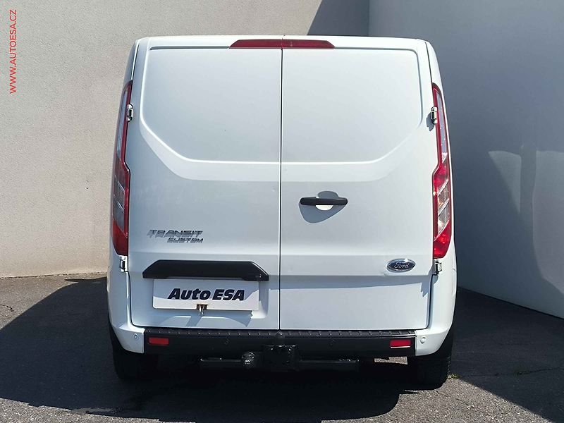 Ford Transit Custom (2021) 2.0TDCi L2H1 5míst, Bixen - fotka 5 z 23