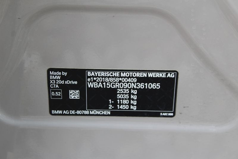BMW X3 20d xDrive - fotka 24 z 24