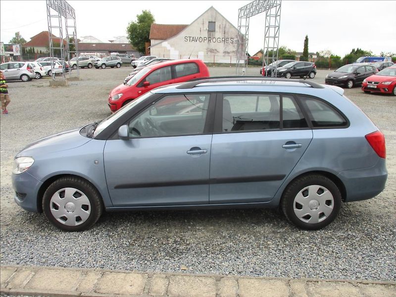 Škoda Fabia 1,2 TSI, digiklima,serviska, - fotka 8 z 30