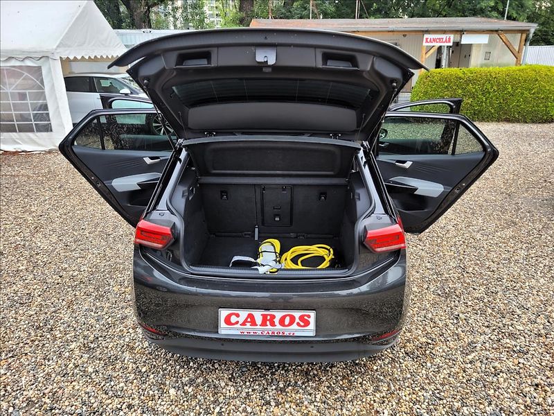 Volkswagen ID.3 SOH 92%,150kw,tepelko,tažné - fotka 37 z 48