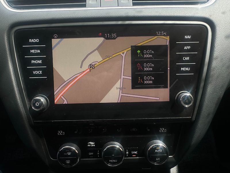Škoda Octavia (2019) 1.5 TSi 110KW/1MAJ/ČR/Výhřev - fotka 32 z 40