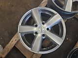 Kia Sorento alu kola 8Jx18 5x139 - náhled 3