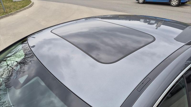 Mercedes-Benz CLS 2,9 400d AMG Line 4MATIC ČR360 - fotka 25 z 26