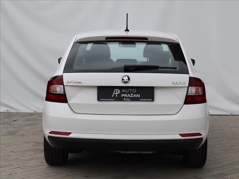 Škoda Rapid 1,0 TSi, 70kW, Výhřevy, Klima - fotka 5 z 21