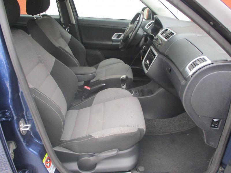 Škoda Fabia 1.4i 16V +SADA KOL - fotka 16 z 31