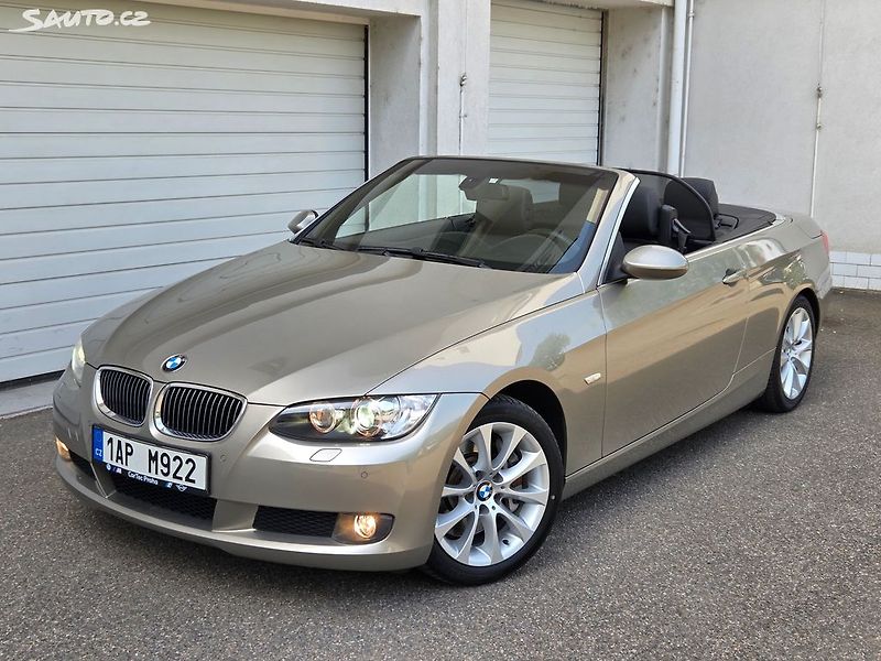 BMW Řada 3 (2009) 330i 200Kw Aut Kabrio 60t.km - fotka 1 z 49