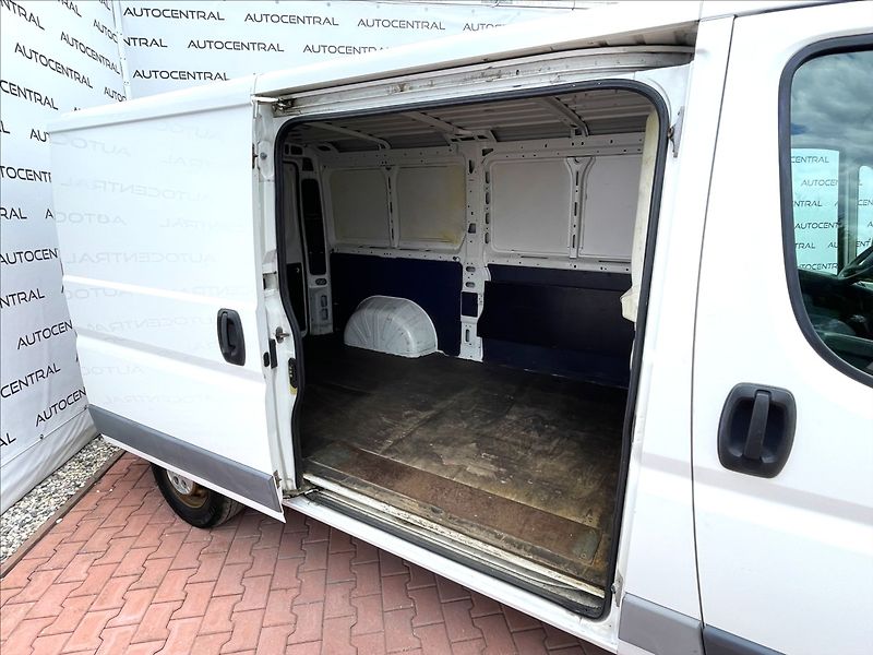Citroën Jumper 2,2 HDi,96kW,L2H1,STK 6/28 - fotka 11 z 20