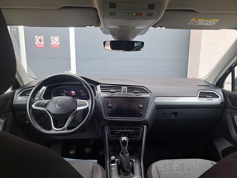 Volkswagen Tiguan (2021) 1.5 TSI Life Business, ZÁRUKA - fotka 21 z 35