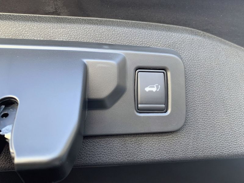 Renault Espace (2026) Iconic full hybrid E-Tech 200 - fotka 10 z 27
