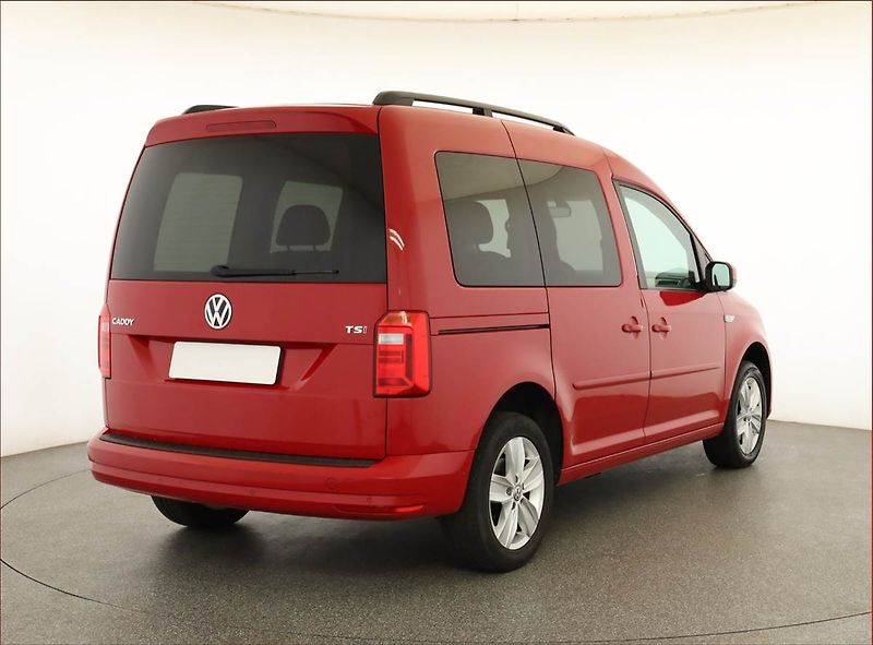 Volkswagen Caddy (2018) Comfortline 1.4 TSI, 5Míst, ČR - fotka 5 z 19