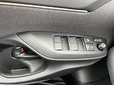 Toyota Yaris Cross 1.5 Hybrid 4x4 130k - náhled 27