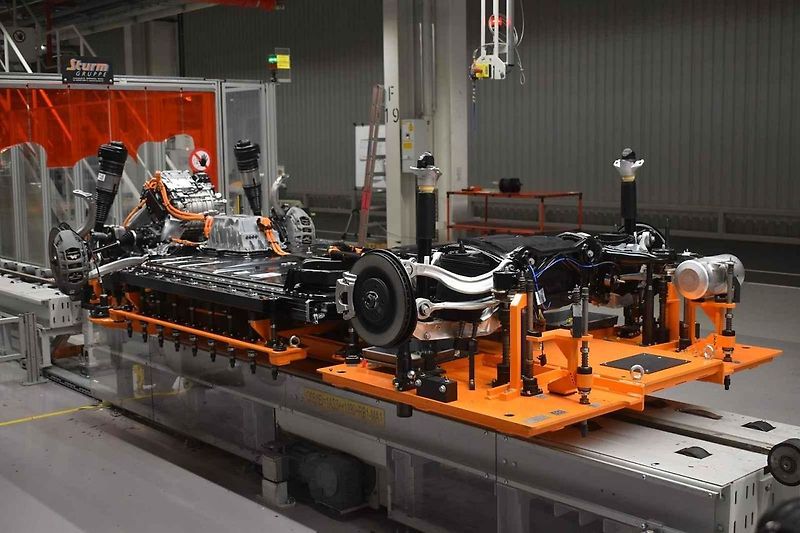 Modelu e-tron, potažmo Q8 e-tron se už vyrobilo přes dvě stě tisíc kusů