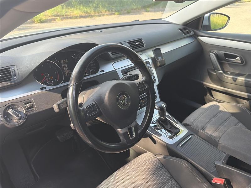 Volkswagen Passat CC 2,0 TDi 125 Kw DSG - fotka 8 z 18
