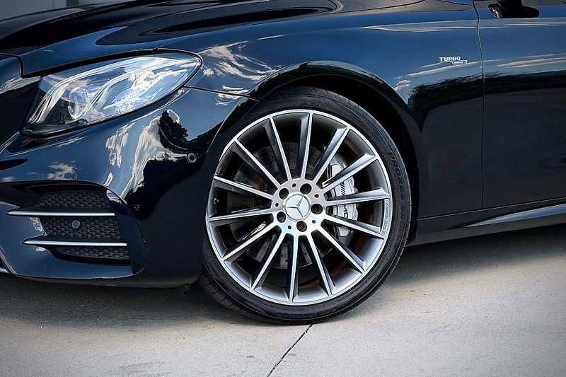 Mercedes-Benz Třídy E (2018) Mercedes-Benz E 53 AMG 4Matic+ - fotka 4 z 52