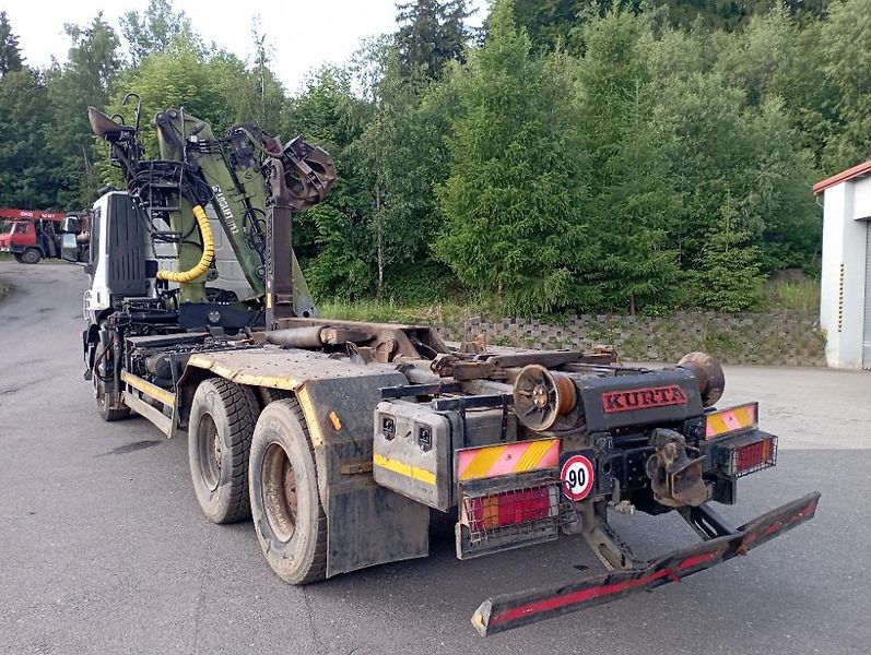 Iveco (2009) 450 kontejner+ruka - fotka 9 z 23
