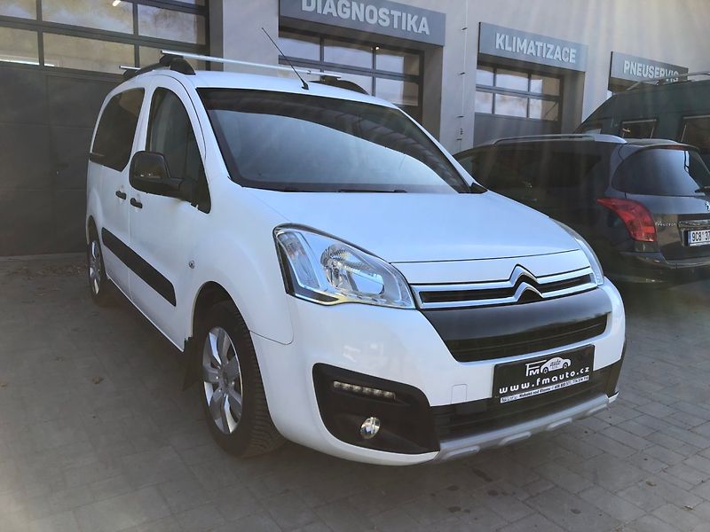 Citroën Berlingo (2015) 1.6 HDi XTR - fotka 4 z 28