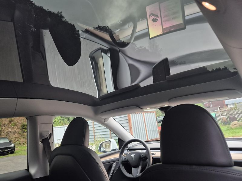 Tesla Model Y ZAMLUVENO ! TZ 92,4% - fotka 45 z 50