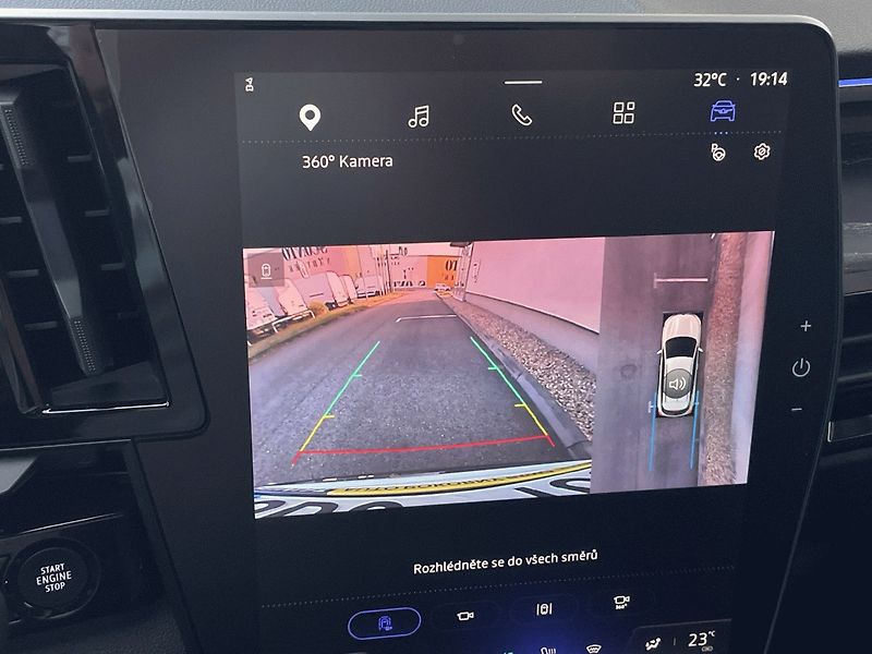 Renault Austral (2024) ICONIC full hybrid E-TECH 200 - fotka 15 z 30
