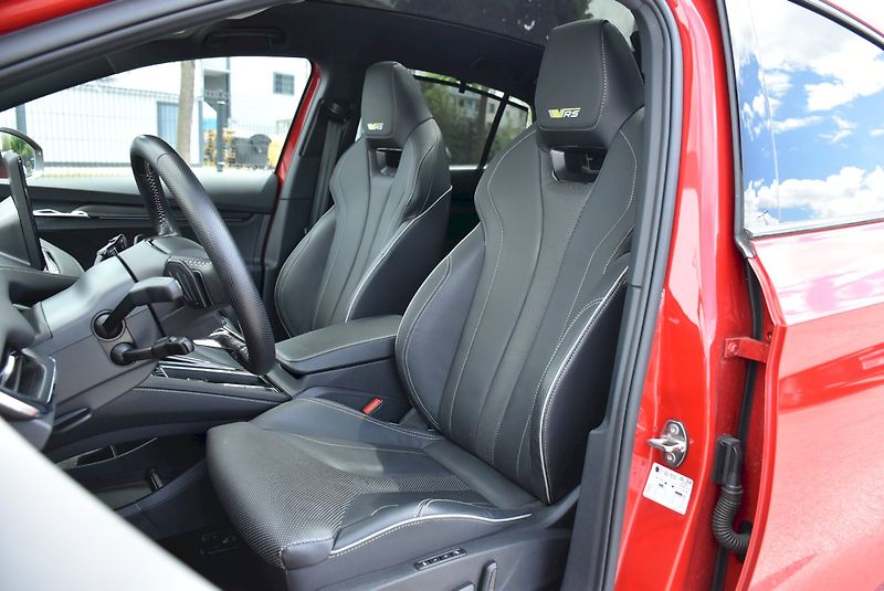 Škoda Enyaq (2023) RS 80 220kW 4x4 - fotka 23 z 34