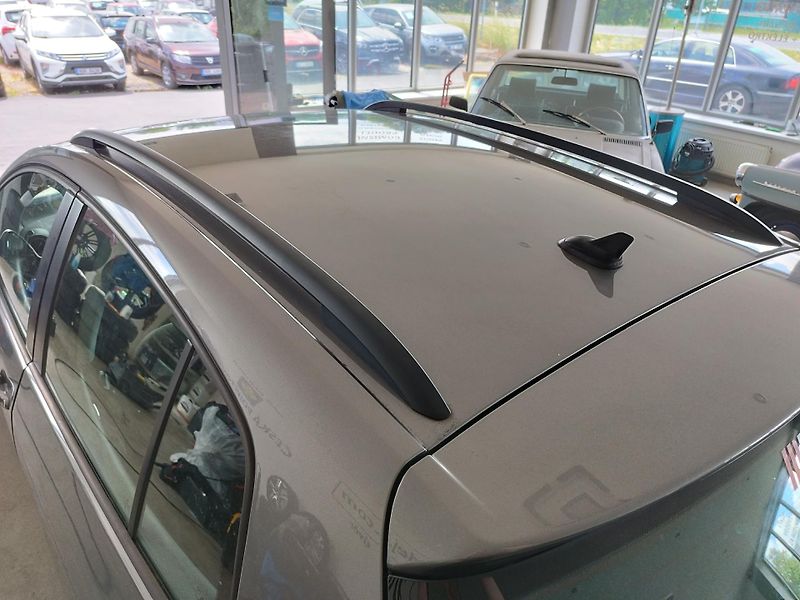 Volkswagen Golf Plus (2010) 1,6TDI,77KW,AUT.KLIMA,ALU KOLA - fotka 9 z 25