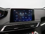 Peugeot 5008 (2021) Active PureTech 130, 7 míst - náhled 17